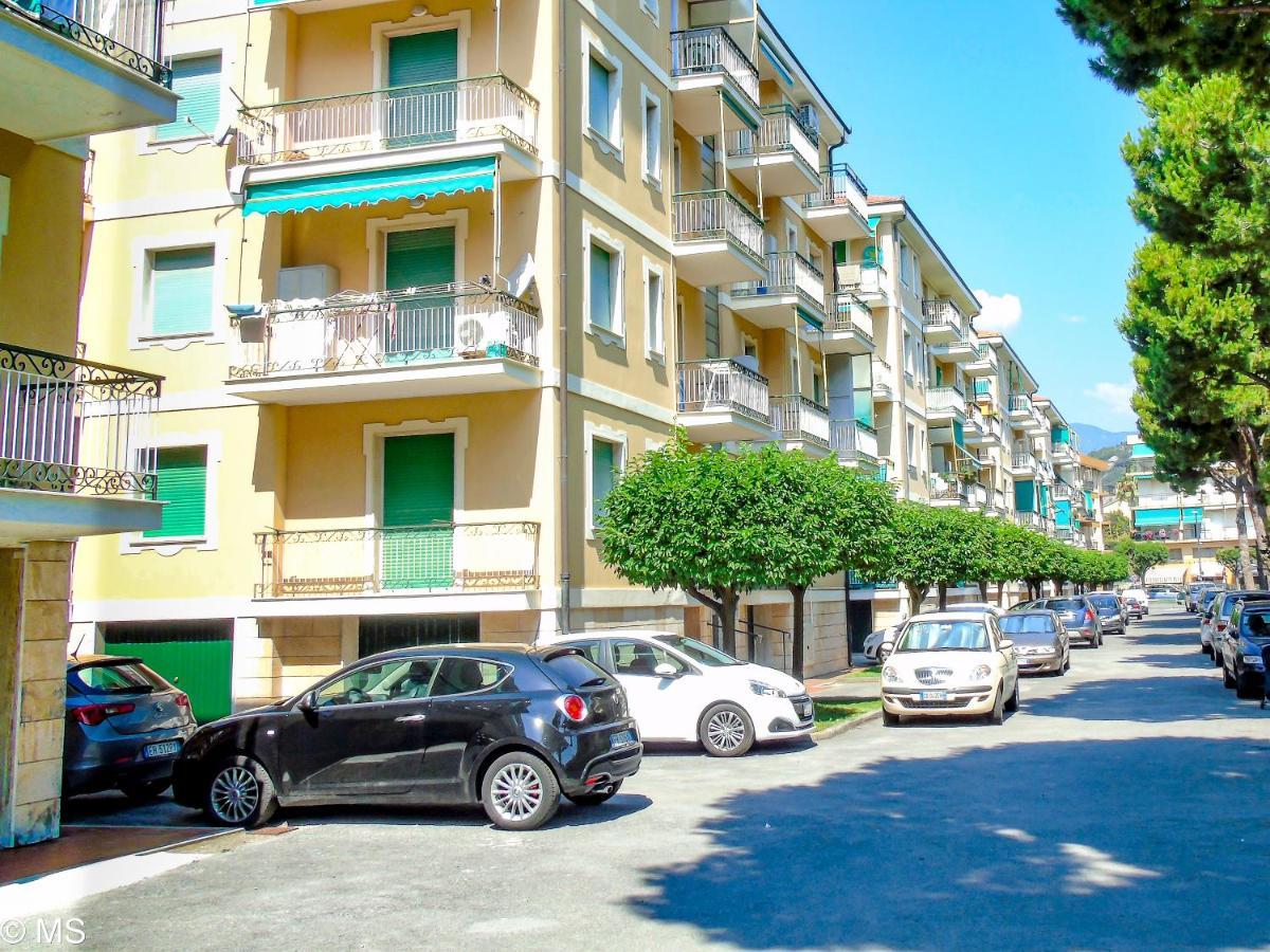 Pietra Home, Posto Auto, Ac ,Wifi, 150Mt Dal Mare Pietra Ligure Ngoại thất bức ảnh